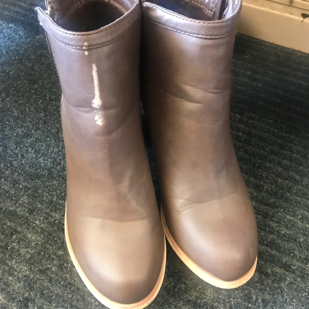 Booties!!!! - Picture 4 of 5